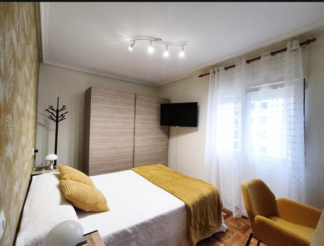 Apartamento Centrico Con Wifi Aviles Avilés Exterior foto